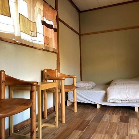 淡路島の古民家1棟貸切宿 サササウナ 薪ストーブサウナとタイハーブ蒸気浴 Ngoại thất bức ảnh