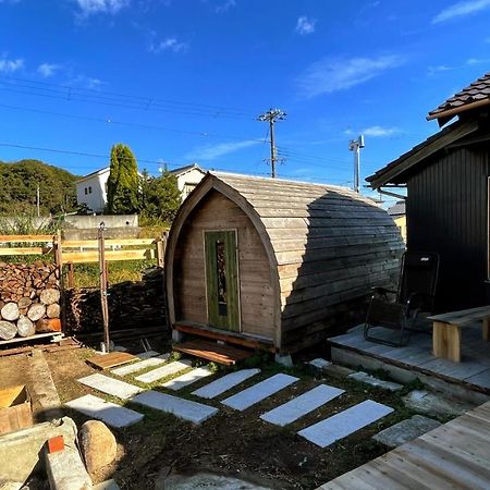 淡路島の古民家1棟貸切宿 サササウナ 薪ストーブサウナとタイハーブ蒸気浴 Ngoại thất bức ảnh
